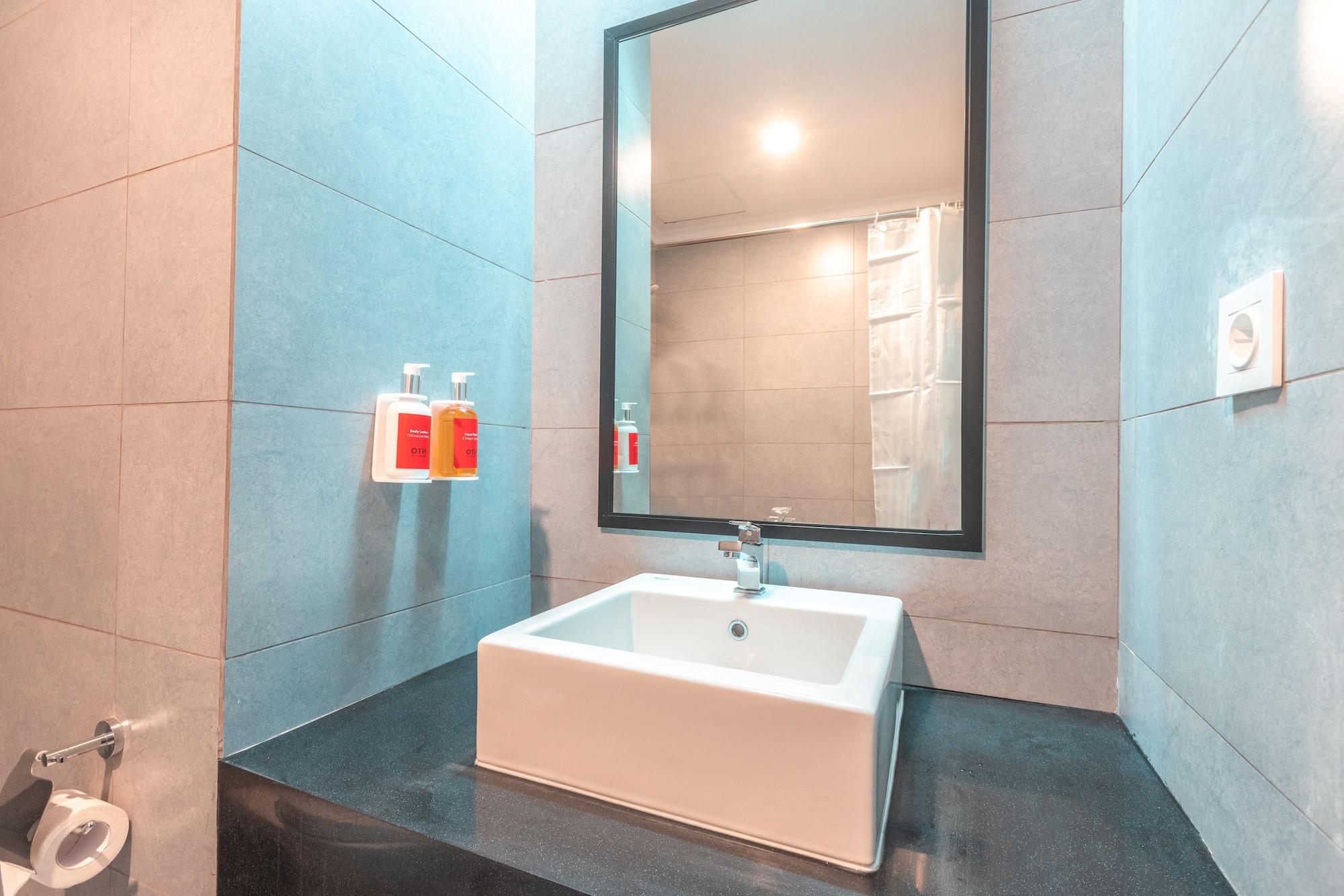 Oyo Townhouse 2 Gunung Sahari Near Rs Hermina Kemayoran Hotel 3*