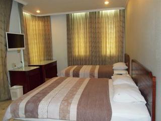 Super Oyo Townhouse 2 Gunung Sahari Hotel Jakarta